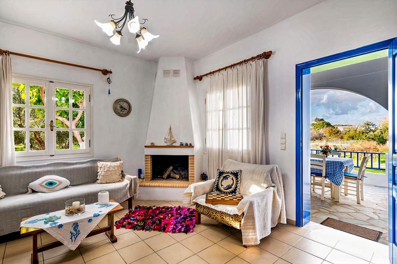 Blue Beach House Kissamos Bagian luar foto