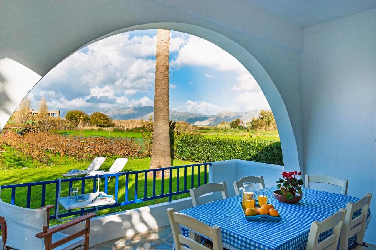 Blue Beach House Kissamos Bagian luar foto