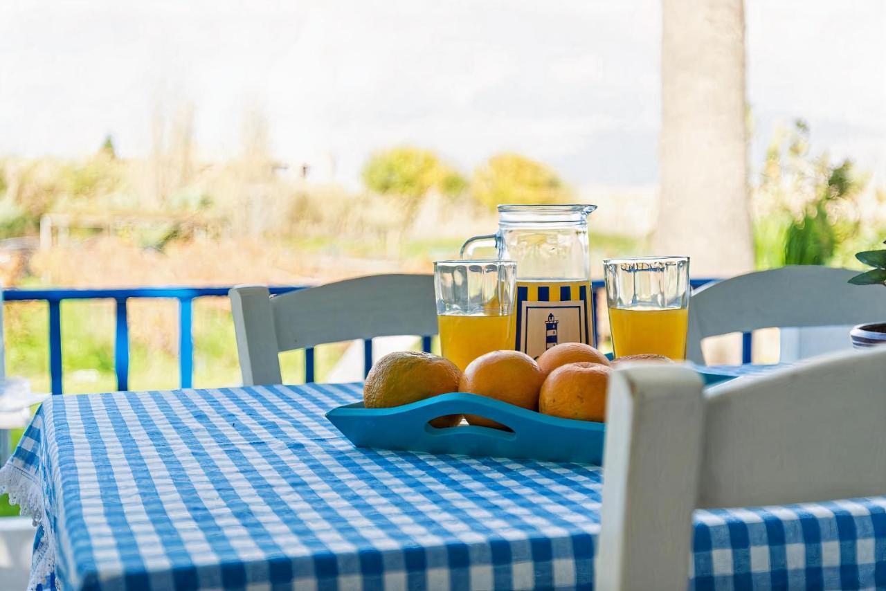 Blue Beach House Kissamos Bagian luar foto
